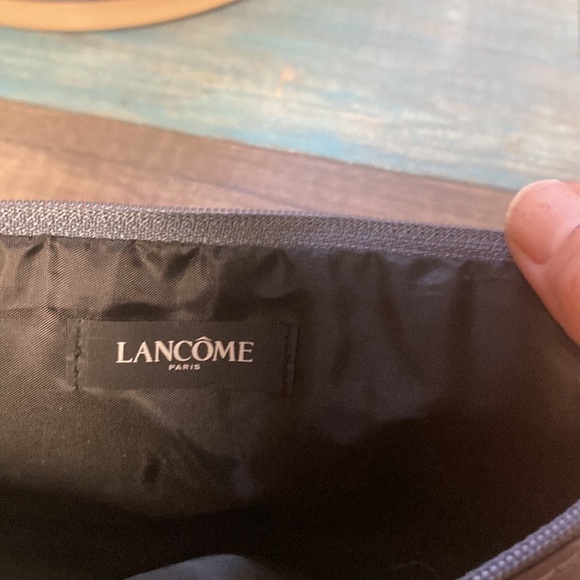 3 cosmetics bags - Picture 11 of 13